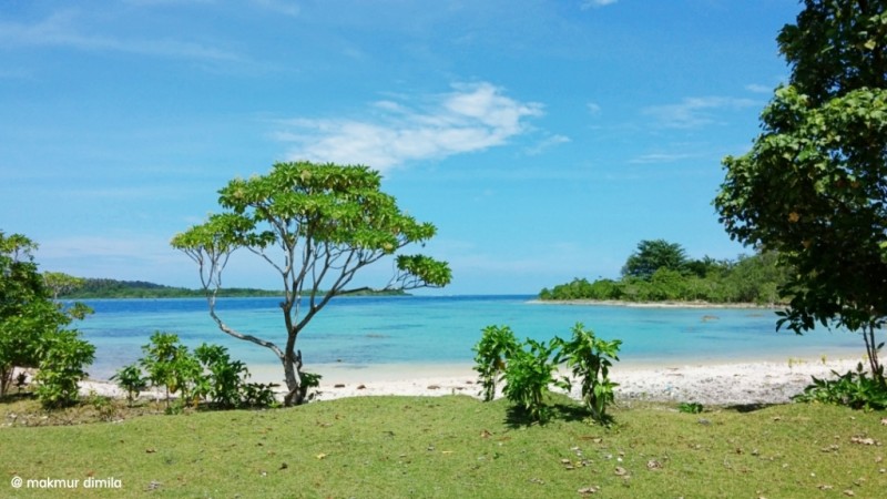 Menghabiskan Waktu di Pantai Thailand, Simeulue